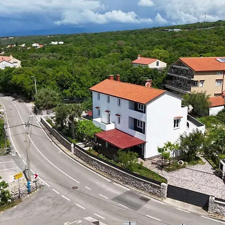 Apartman House Rino *