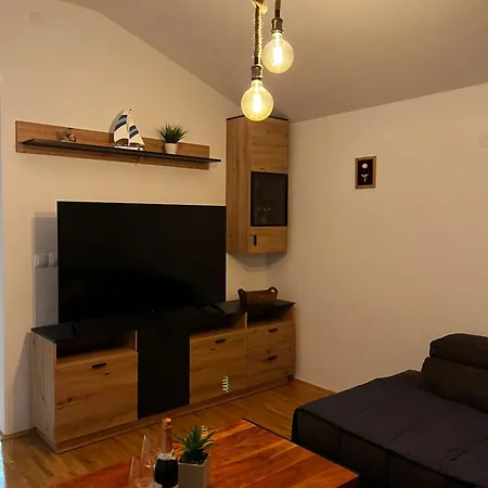 Apartman House Rino