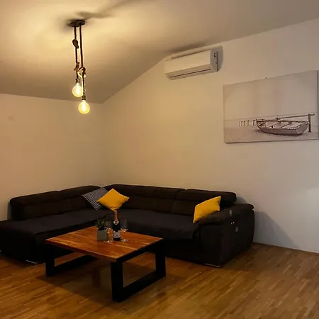 House Rino Apartman Barusic